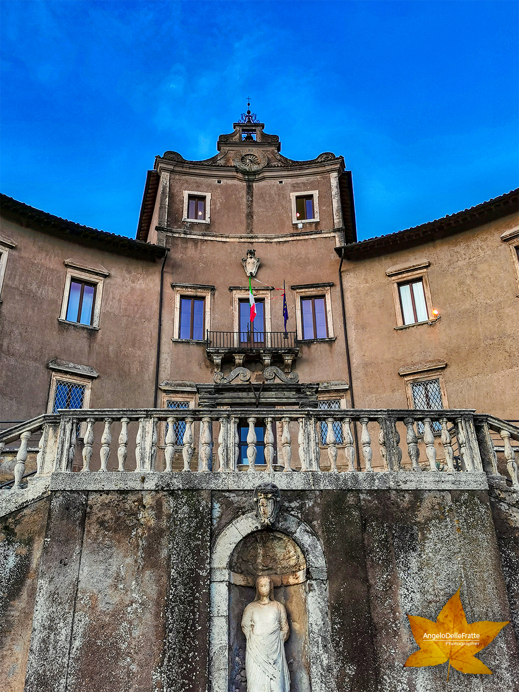 Fotografare Viaggiando – Tempio della Fortuna Primigenia by Angelo Delle Fratte - Illustrated by Angelo Delle Fratte - Nikon Photographer - Ourboox.com